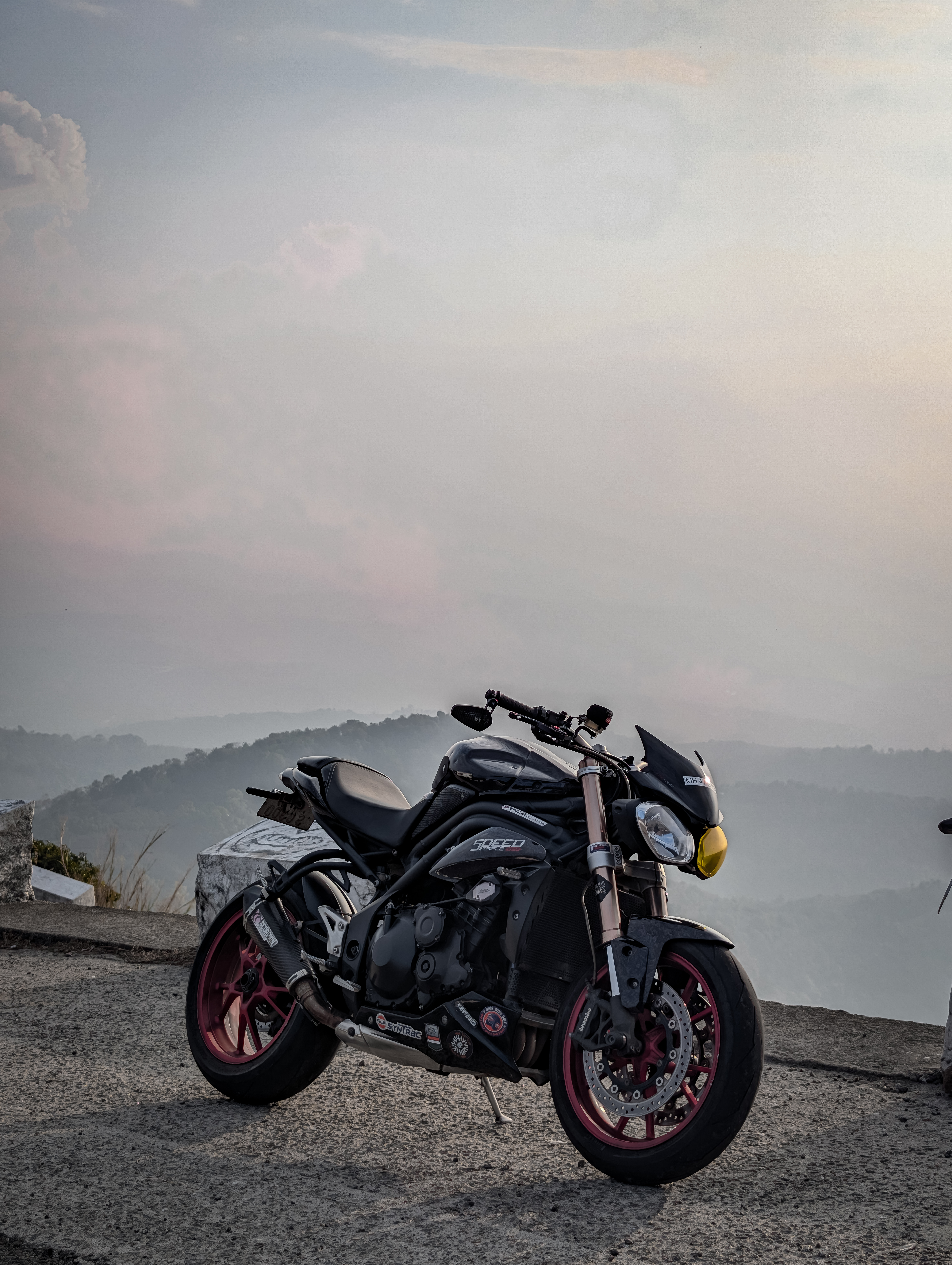 Triumph speed triple 1050