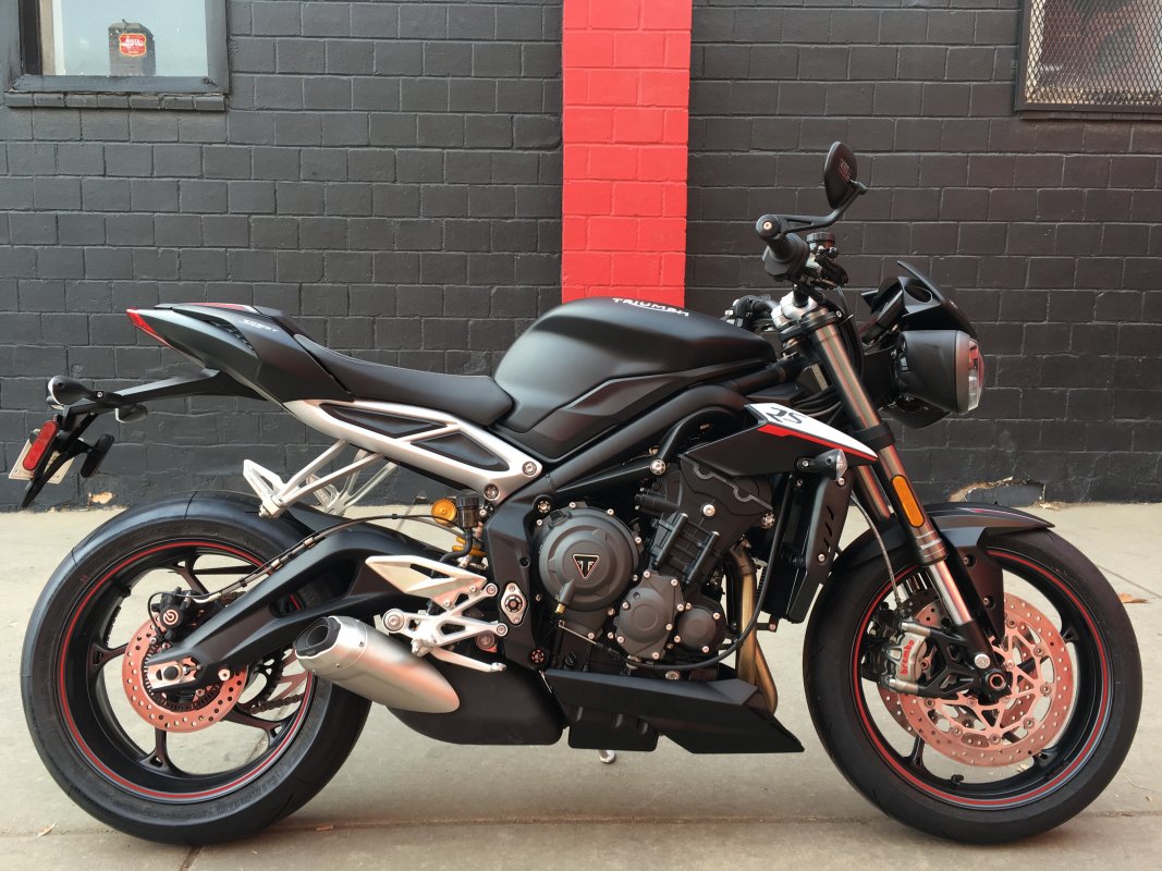 Truimph Street Tripple 765 RS